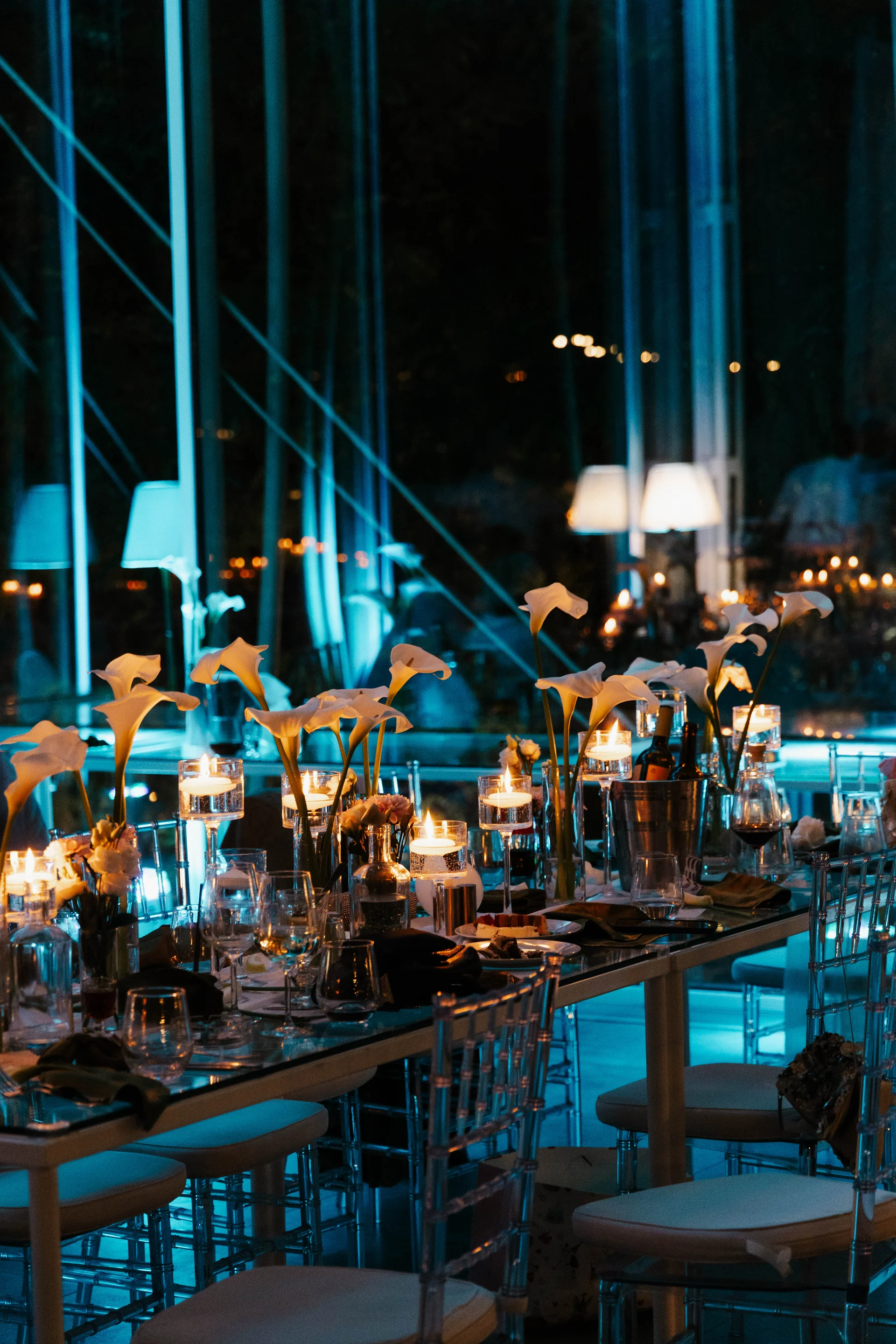 Elegant reception moment